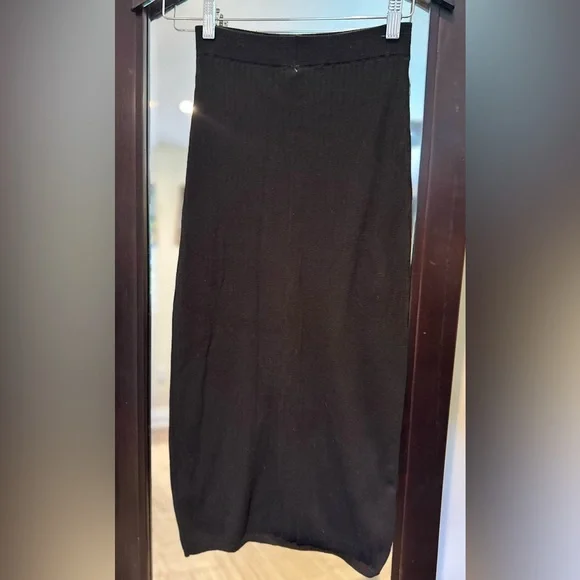 FREE PEOPLE Black Skyline Cozy Midi Skirt with Slit (XS) - Picture 3 of 5